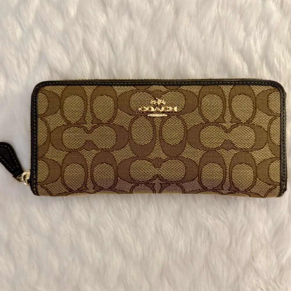 Coach Tan and Brown Signature Zip Wallet - Picture 1 of 3